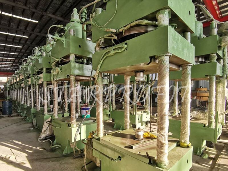 solid tire press